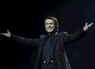 Polémica por el concierto de Raphael con 5.000 asistentes pese a la Pandemia