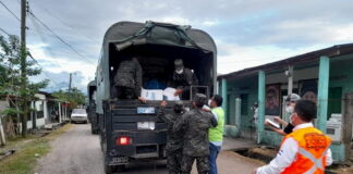Fuerzas Armadas realiza entrega de paquete humanitario