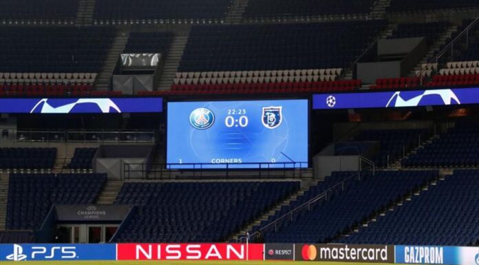 Un insulto racista del cuarto árbitro obliga a retrasar el PSG-Estambul