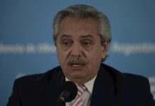 Presidente Argentino, Alberto Fernández: «El primero que se va a dar la vacuna soy yo» Alberto Fernández