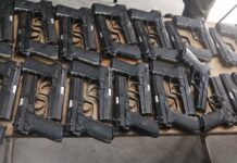 ATIC decomisa armas y recaba indicios en torno a muerte violenta de joven en Río Blanco, SPS