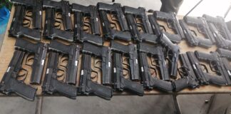 ATIC decomisa armas y recaba indicios en torno a muerte violenta de joven en Río Blanco, SPS