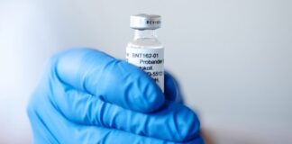 Las dosis de Pfizer/BioNTech llegarán en «horas» para vacunar en el R.Unido vacuna Pfizer/BioNTec.