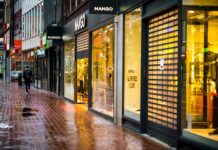 Los repuntes antes de Navidad fuerzan a plantearse confinamientos Holanda