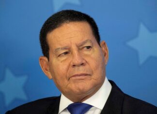 El vicepresidente de Brasil da positivo en coronavirus Hamilton Mourao