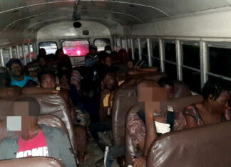 Detienen en Honduras un «coyote» nacional con 32 haitianos que iban a EE.UU.