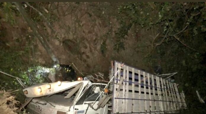Hondureños migrantes mueren en fatal accidente automovilístico