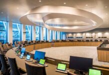 La EMA ya evalúa la solicitud de uso en la UE de las vacunas Moderna y Pfizer EMA