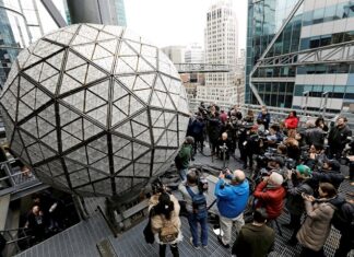 La bola de Times Square recibirá el 2021 sin público por el coronavirus Times Square