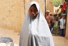 Cientos de estudiantes desaparecidos tras ataque armado en colegio de Nigeria