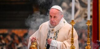 El papa pide paz y concordia en el 2021 para desterrar la indiferencia