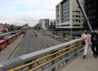 América paga el precio de Navidad y Año Nuevo con un repunte de la pandemia