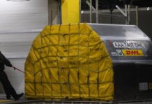 Las vacunas producidas en la UE solo podrán exportarse con su autorización