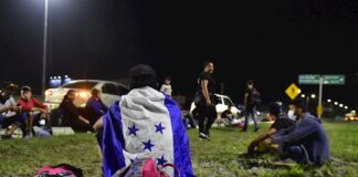 Unos 250 migrantes salen en caravana hacia EE.UU. desde el norte de Honduras