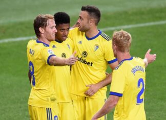 3-1. Choco Lozano y Negredo tumban al Alavés en la segunda parte