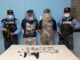 Policías preventivos arrestan a dos sujetos en posesión ilegal de arma de fuego y supuesta marihuana