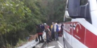 Diecisiete muertos en dos accidentes de tráfico en el centro de Ecuador