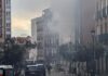 Una fuerte explosión derrumba parte de un edificio en el centro de Madrid
