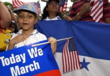 Migrantes hondureños reclaman presión de EE. UU. para poder votar en Honduras