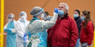 España roza una incidencia acumulada de 500 casos por 100.000 habitantes