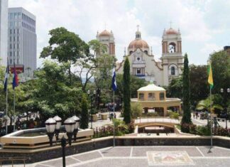 Restringen la entrada al parque central de SPS para evitar nuevos contagios de la covid-19
