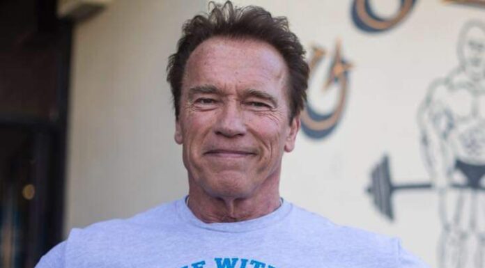 «Terminator» se vacuna contra el covid-19 y deja este mensaje