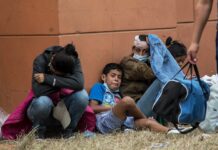 Agentes encuentran a 162 migrantes en bodega de estado mexicano de Tamaulipas