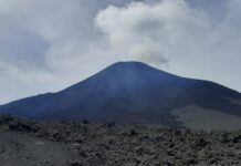 Volcán Pacaya de Guatemala aumenta actividad con estruendos en zonas aledañas
