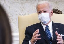 Biden asegura que no verá el juicio político a Trump