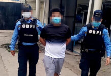 Una persona es capturada por el delito de privación ilegal de la libertad