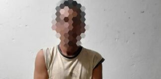 Agentes policiales detienen a sospechoso en posesión de supuesta droga en la zona oriental