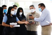 Presidente Hernández lanza programa de entrega de tablets educativas para beneficiar a 200.000 estudiantes del nivel público