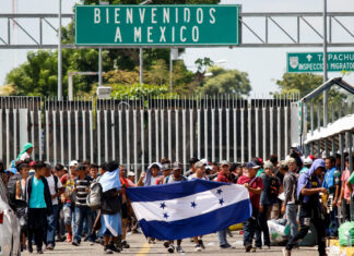 Presidente asegura que México protege a migrantes pese a masacre en el norte