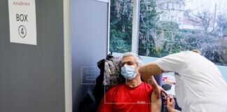 OMS cree que vacunar en los países pobres es fundamental para recuperación