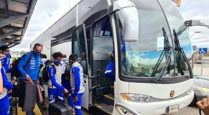 Selección de Honduras viaja para partidos de preparación con Costa Rica