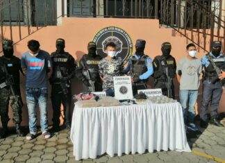 Tras los hechos violentos sucedidos el día de ayer en la Ciudad Capital, agentes policiales desarrollan fuerte despliegue operacional