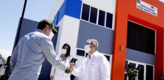 Presidente Hernández inaugura centro que facilitará educación a niños con capacidades especiales