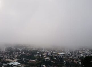 Masa de aire frio débil continuará generando lluvias y chubascos