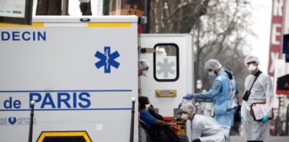 Francia suma 460 muertos y 4.317 contagios por coronavirus en un día