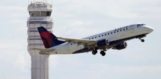 Gobernador de Florida se opone a posible restricción de viajes por covid-19