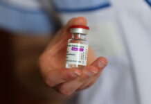 Una tercera dosis de AstraZeneca genera un refuerzo inmunológico «fuerte»