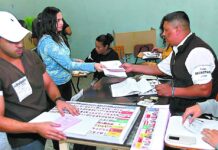 Miembros Políticos listos con las credenciales MER para el próximo 14 de marzo