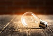 Varias zonas del país sufren constantes apagones, ciudadanos exigen una explicación más clara