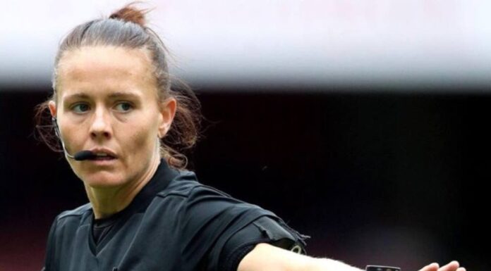 Una árbitra dirigirá por primera vez un partido de liga profesional inglesa