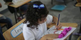 Educación estudia apertura de clases semipresenciales