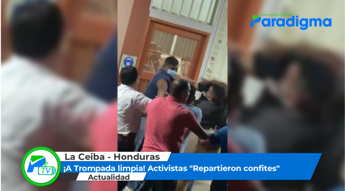 (VIDEO) ¡A Trompada limpia! Activistas «Repartieron confites» en La Ceiba, Honduras