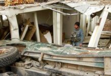 Ataque con coche bomba afgano mató al menos a 8 personas e hirió a 54