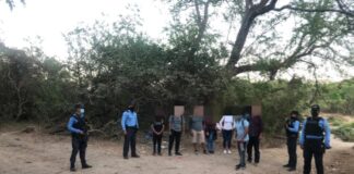 Más de 300 personas se han detenido en diferentes puntos fronterizos del país