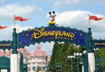 El parque Disneyland París aplaza sin fecha de su reapertura por la Covid