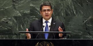 Justicia de EE.UU. cerca al presidente de Honduras en juicio contra un narco